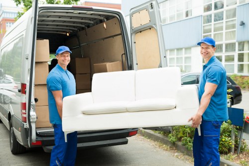 Moving truck service for homes in Kingston upon Thames