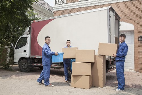 Moving van service for homes and businesses in Kingston upon Thames