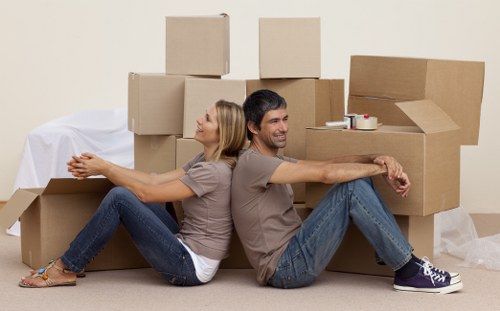 Moving service handling flats and apartment access in Kingston upon Thames